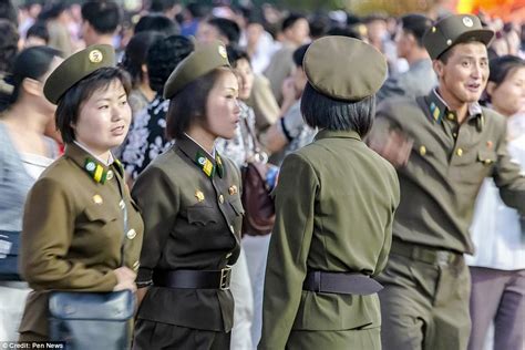 True Face Of North Korean Army Revealed In Smuggled Photos Daily Mail Online