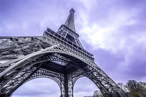 Eiffel Tower Scenic Bottom View Purple Sky Eiffel Tower Scenic