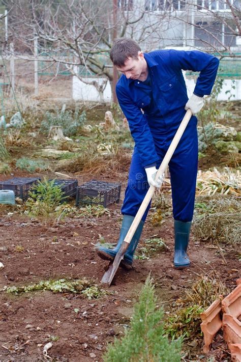 Man Digging Soil Stock Image Image Of Excavate Farmer 28539599