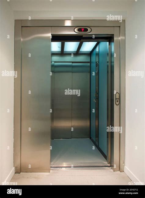 Elevator Door Opened Stock Photo Alamy