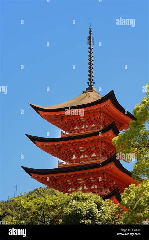 Japanese Pagoda Architecture Hi Res Stock Photography And Images Alamy