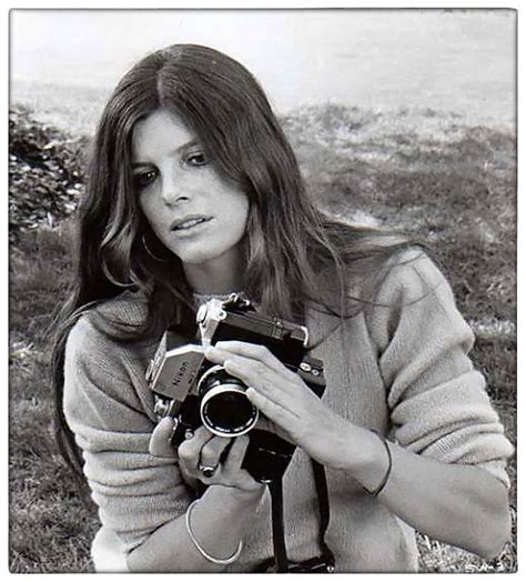 Katharine Ross Et Nikon F Katherine Ross Girls With Cameras Famous