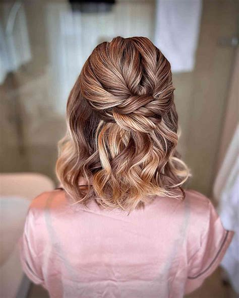 Aggregate More Than 144 Prom Hairstyles For Short Dresses Latest Vn