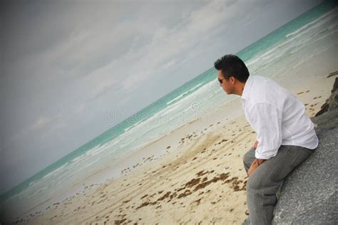 Man Looking At The Ocean Stock Image Image Of Sitting 4677283