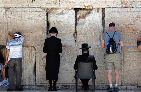 Israel Leans Closer To Ultra Orthodox Jews Upsets Us Groups Wsj