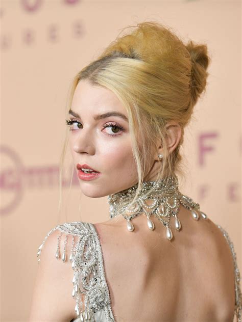 Anya Taylor Joy The Queens Gambit Stars Meteoric Rise Den Of Geek