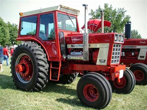 Ih 1468 V 8 International Harvester Tractors Farmall Tractors