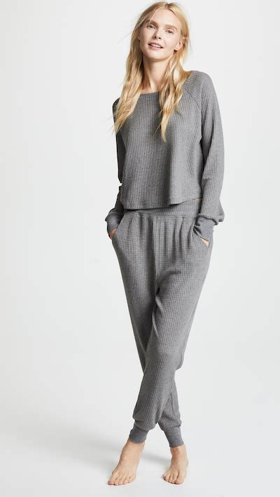 Loungewear So Cozy You Ll Never Leave Home Again The Everygirl