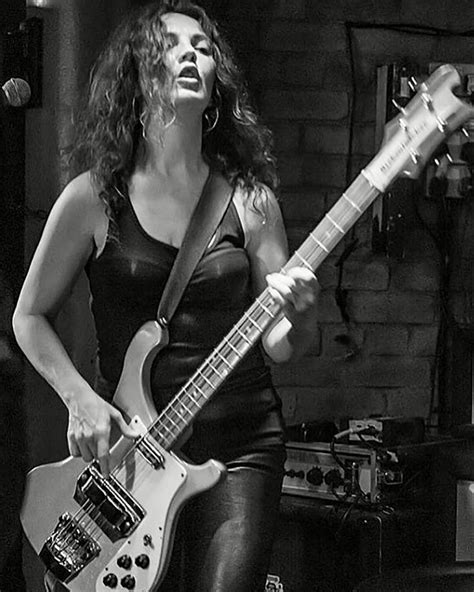 Female Bassist Bassguitarclub Bassguitar Bassist Bassguitarist Bassplayer Lowend