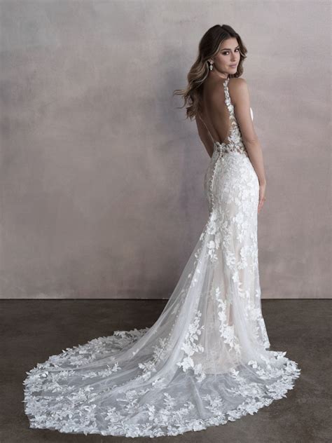 sleeveless-v-neckline-lace-sheath-wedding-dress-kleinfeld-bridal