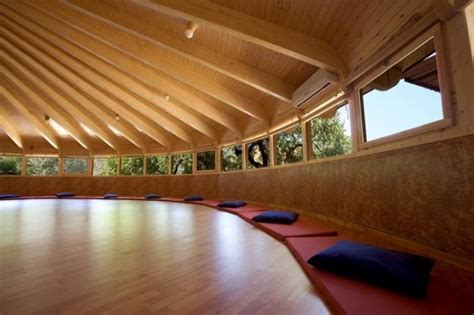 Mostrando del 1 al 9 de 10. Casas Rurales donde practicar yoga - TusCasasRurales.com