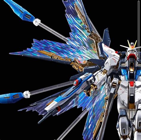 Amazon Com Mobile Suit Gundam Seed Destiny Rg Strike Freedom Gundam