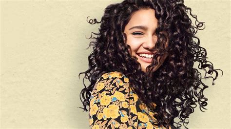 At no point should the curly girl method cause extreme hair loss. The Best Curly Hair Routine for Every Curl Type - Garnier