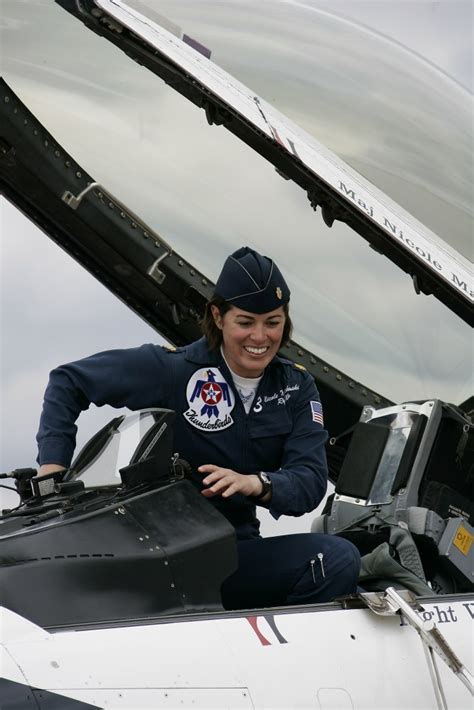 Archawin Usaf Thunderbirds First Female