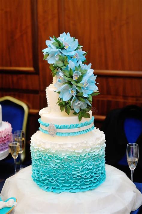 Beautiful Turquoise Wedding Cake Stock Image Image Of Meal Banquet