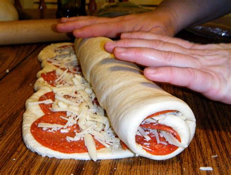 Pepperoni Rolls Great Idea For A Quick And Easy Supper