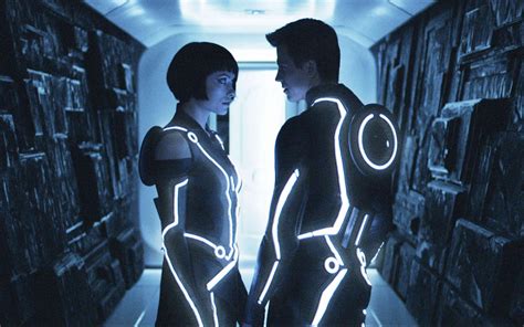 Tron Reboot In The Works Starring Jared Leto Dim The Lights Film Blog