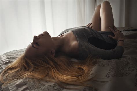 Wallpaper Women Blonde In Bed Lying On Back Closed Eyes Tanned Dress X