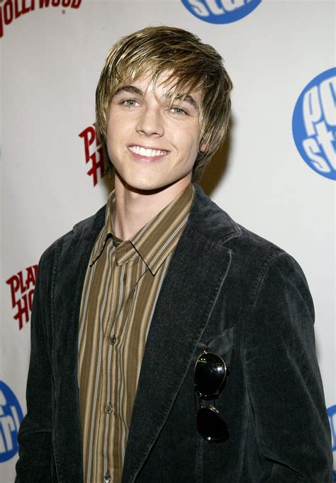 What Is Jesse Mccartney Up To You Know Youre Curious About Him And His