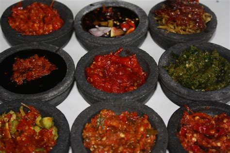 Meskipun begitu, jika kamu membuatnya sendiri di rumah, tingkat kepedasannya bisa disesuaikan dengan selera. Berita Kartun: 5 Sambal Nusantara Paling Enak