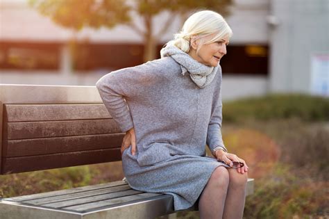 Persistent Back Pain Linked To Earlier Mortality In Older Women Clinical Pain Advisor