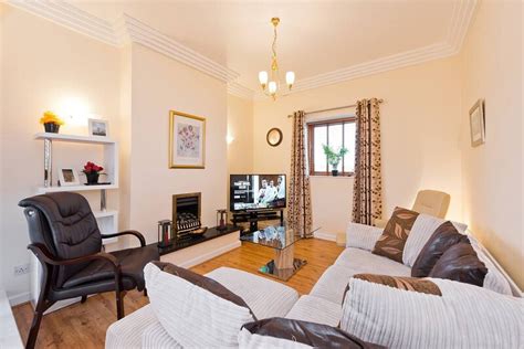 Stunning 3 Bed Apartment In Dublin 1 Has Parking And Internet Access
