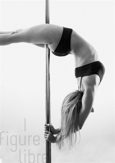 Margot Figurelibre Poledance Pole Dance Fotoshooting