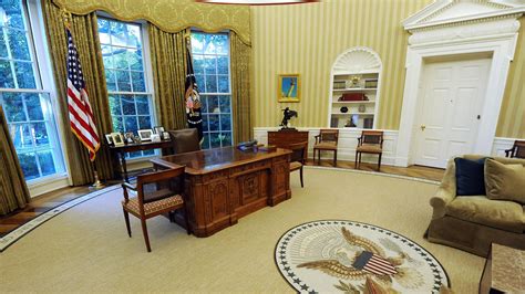 4 Ways The Oval Office Isnt Like The Corner Office Wglt