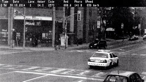 Exclusive Dozens Of Toronto Cops Caught Running Red Lights YouTube