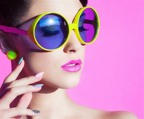 Style Girl Make Up Sunglasses Eyelash Face Earrings Hands Neck Background Hd Wallpaper