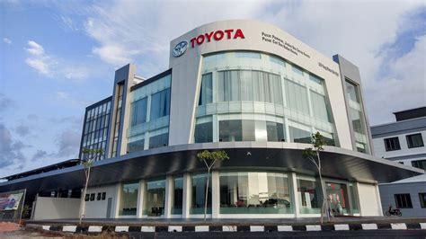 For maintenance, repairs, warranty concerns on all toyota vehicles, empire toyota of huntington defines service excellence. New 4S Toyota service centre opens in Muar, Johor ...
