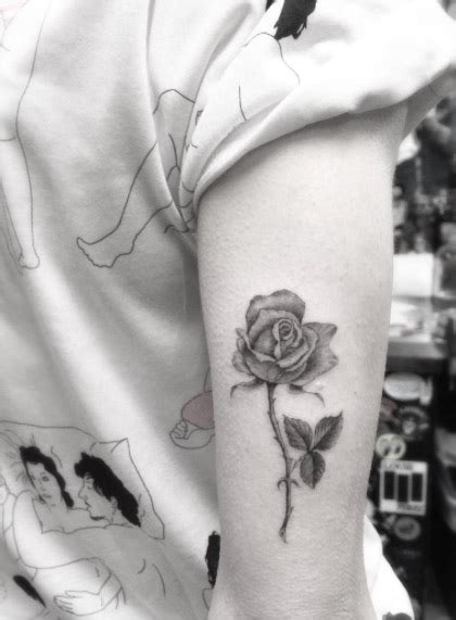 Tatuajes en la Parte de Atrás del Brazo - IDEAS PARA TATUARTE