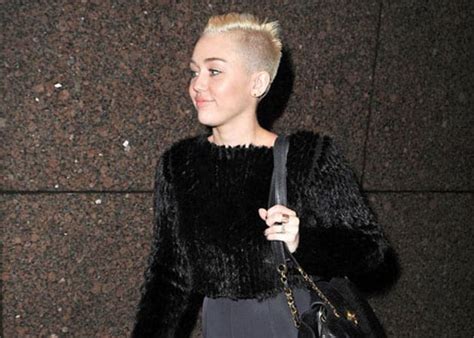 Miley Cyrus Shaves Head