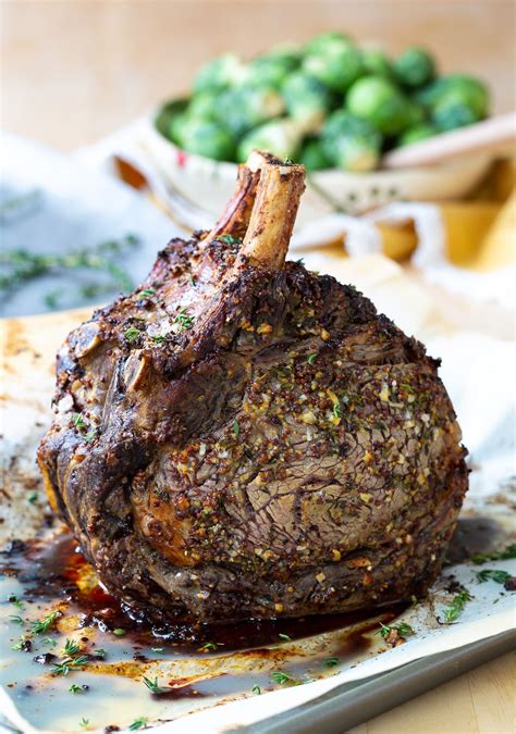 But whether or not you're spending christmas eve eating in a winter wonderland, you can use this magical holiday dinner to fill hearts and bellies with extra cheer. Best Standing Rib Roast Recipe (Christmas Dinner!) - A ...