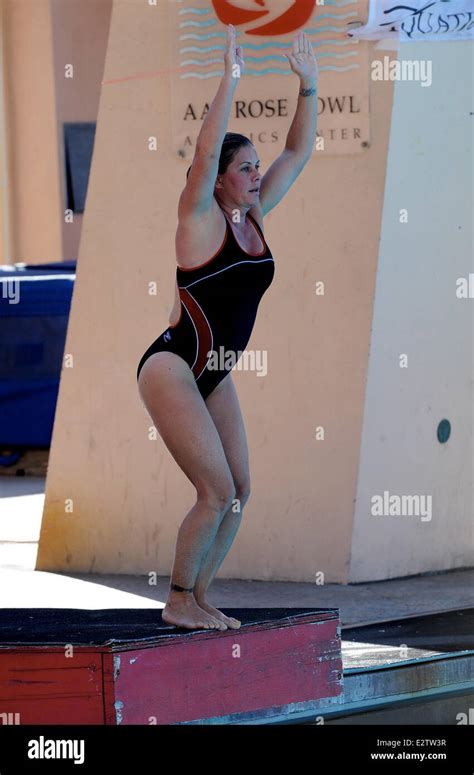 Nicole Eggert Seen Stretching Out Before Practicing Her Diving Routines For The Abc Reality Show