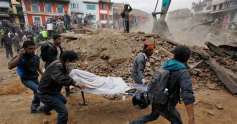 Nepal Earthquake Rescuers Dig For Survivors As Toll Exceeds 2200 Big