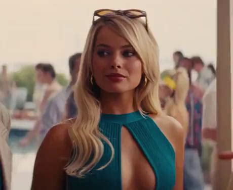Margot Robbie In The Wolf Of Wall Street 9GAG