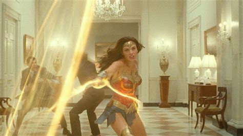 Gal Gadot Rides The Lighting In The First ‘wonder Woman 1984 Trailer