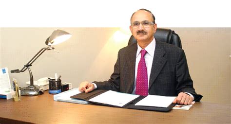 Prof Dr Saqib Siddiq Gynecologist At Saqib Ivf Center