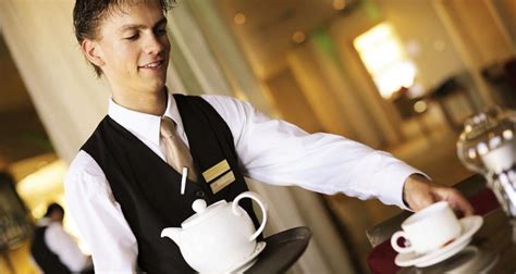Hospitality Essentials Hotel School Viesnīcu Biznesa Koledža