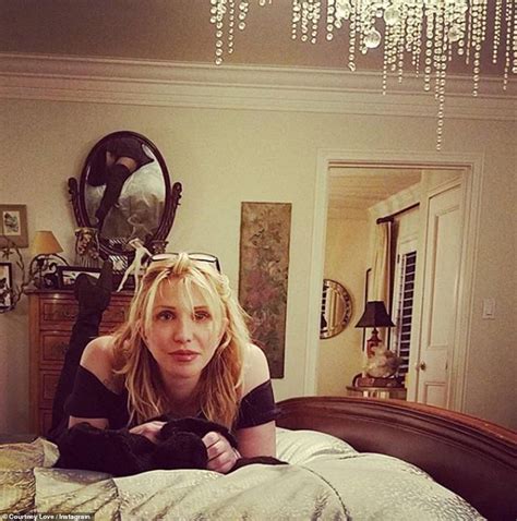 inside courtney love s luxurious hollywood and nyc homes courtney love kurt and courtney