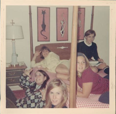 cool polaroid prints of teen girls in the 1970s retro photo vintage polaroid vintage photography