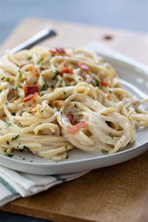 Simple Alfredo Pasta With Bacon Taste And Tell