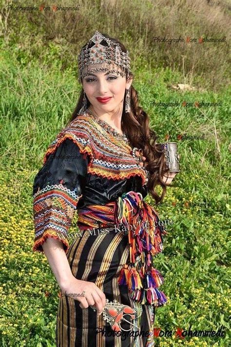 Robe Kabyle Traditional Dance Traditional Dresses Arabian Women