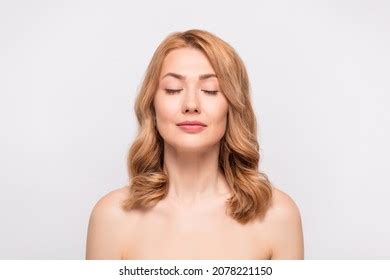 Photo Portrait Woman Blonde Hair Naked Stock Photo Shutterstock