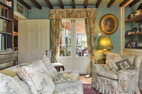 Inside The Shelford Cottage Thats Full Of Charm Nottinghamshire Live