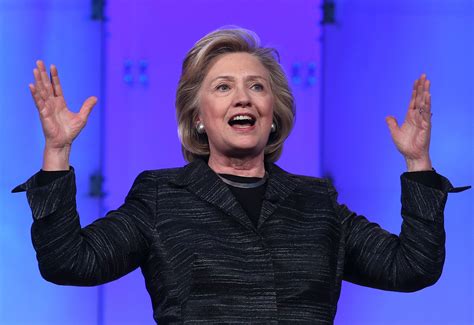 Hillary Clinton Made 32 Million From The Tech Sector Now Shes Hitting It Up For Campaign