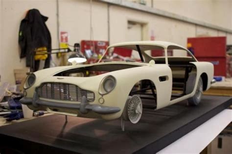 James Bond Stunt Aston Martin Made In Giant 3d Printer Aston Martin