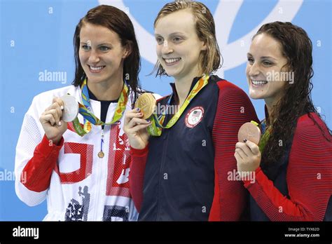 Medalists In The Womens 400m Freestyle Final From Left Great Britains Jazz Carlin With Silver