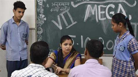 higher salaries for ‘guest teachers in delhi govt schools approved hindustan times